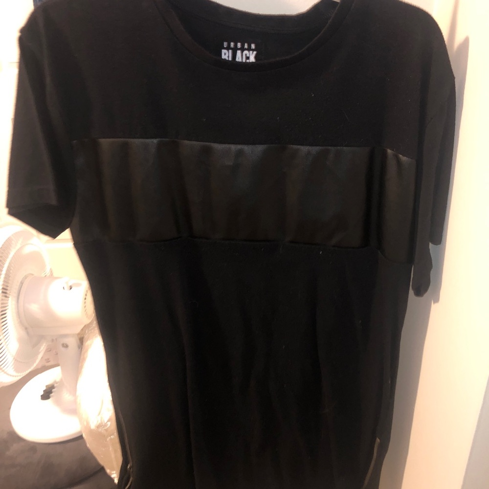 Black leather striped over sized tee